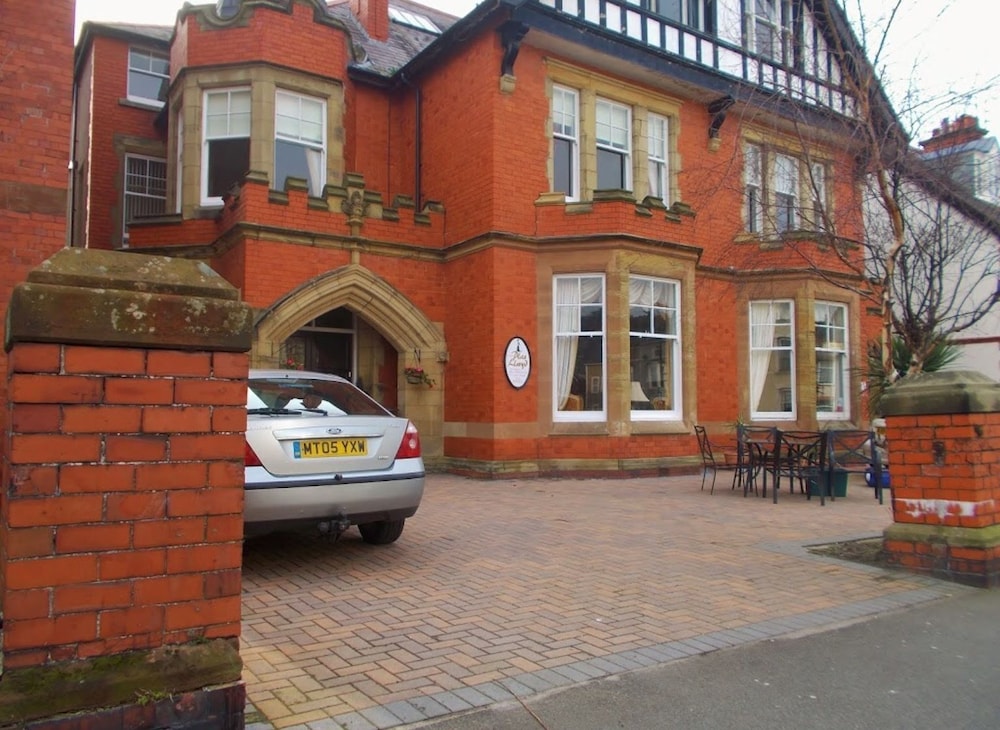 Plas Llwyd Guest House