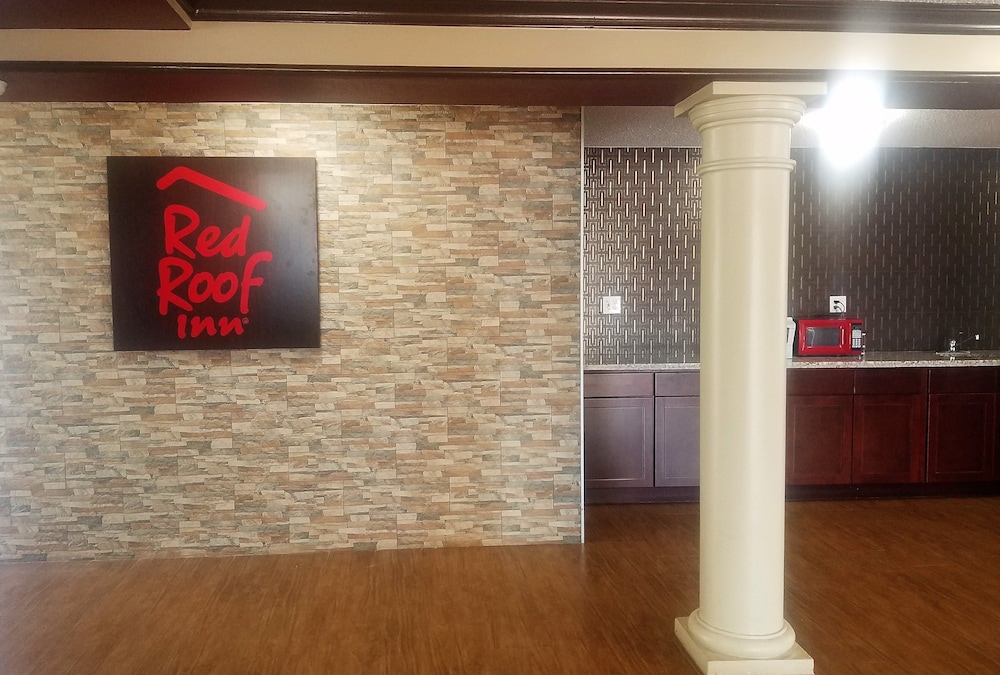 Red Roof Inn & Suites Houston - Hobby Airport-3