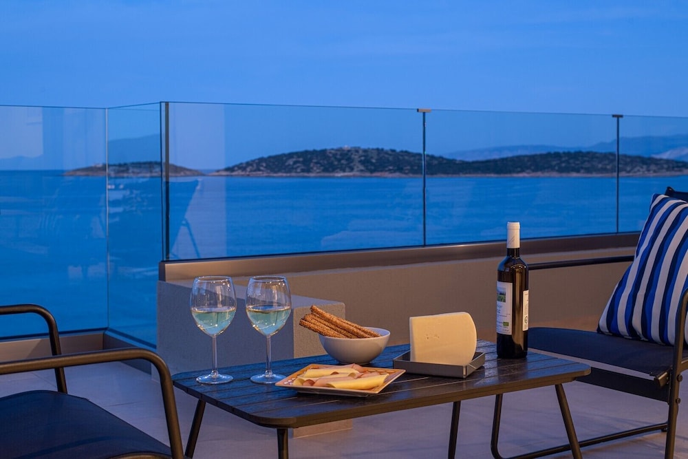 Altius Blue Apartments
