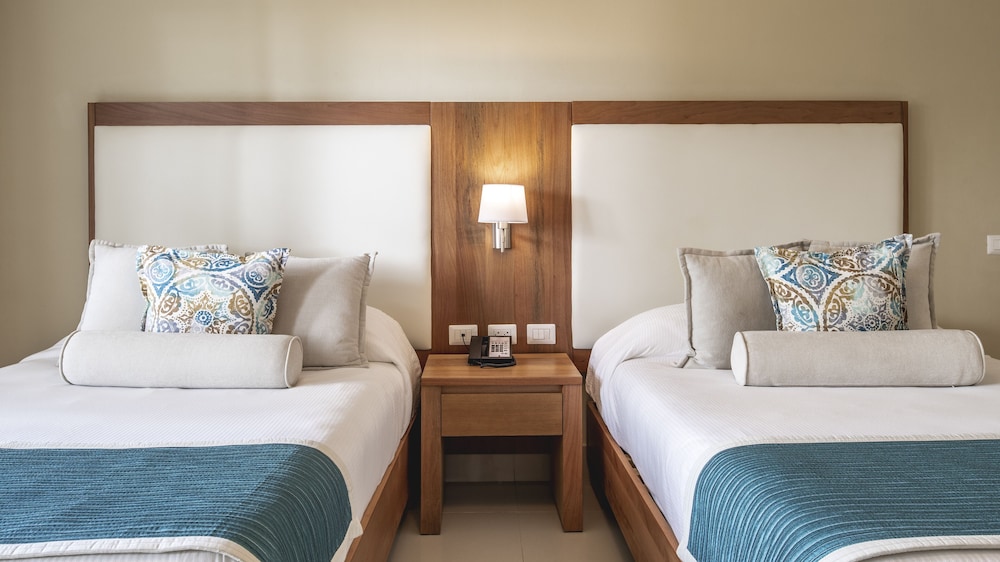 Santo Domingo Vacations - Be Live Experience Hamaca Garden - Property Image 4