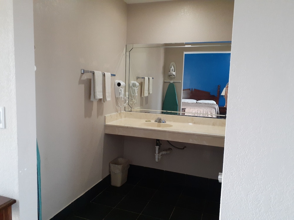 Photo 16