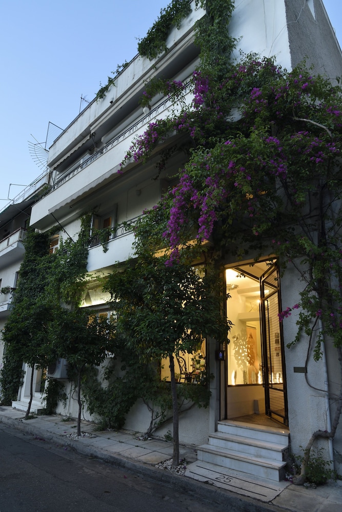 Athens Green Apartments
