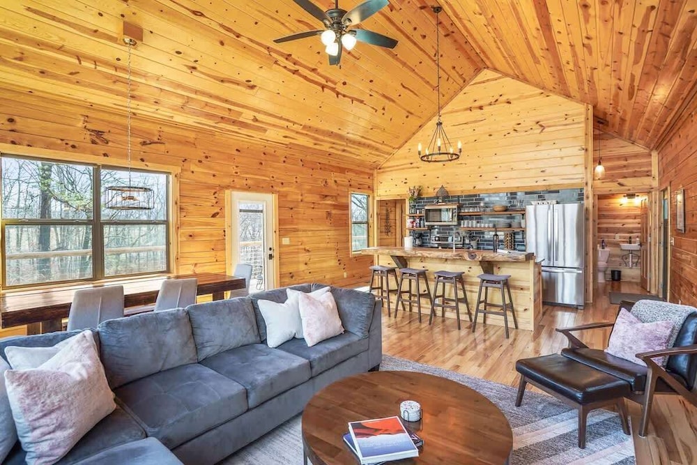 Fern Woods A Modern Take on Hocking Hills Cabins
