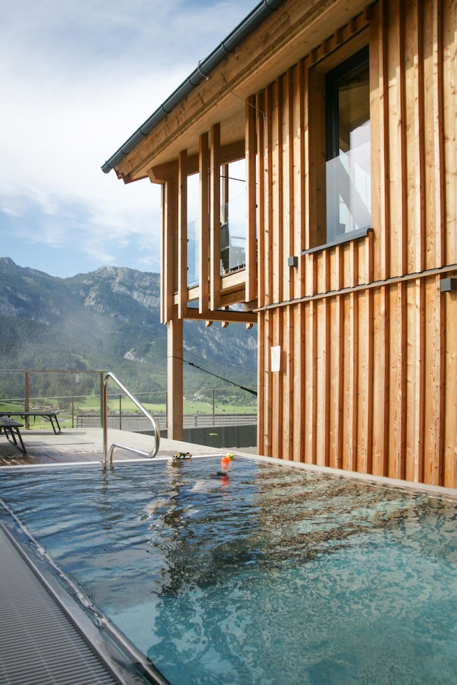 Attractive Chalet on the Slopes