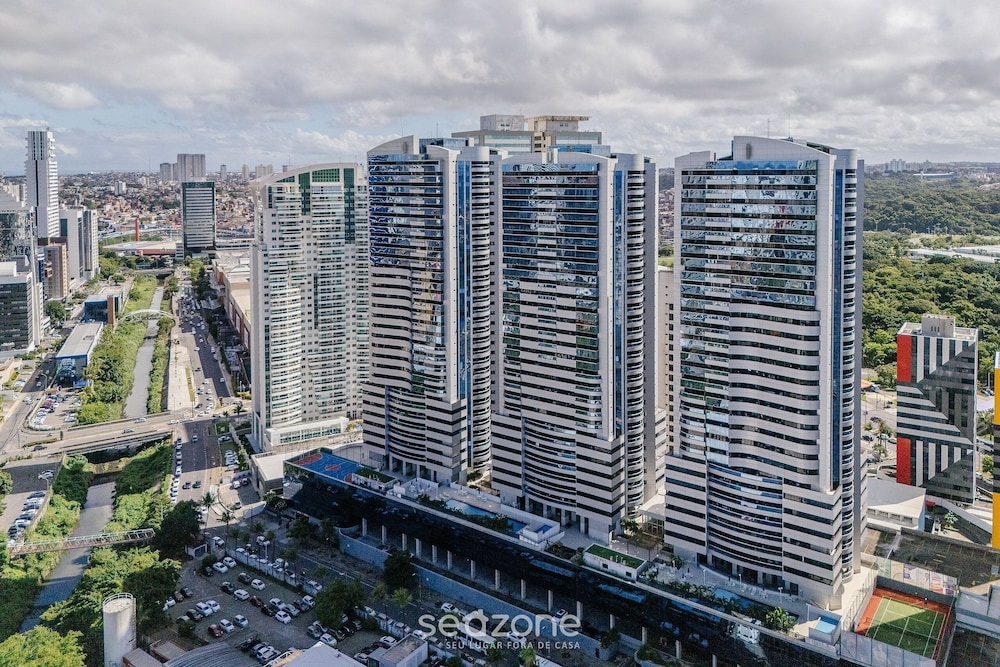 Accommodations With a Prime Location and Building With Pool and gym in Salvador - CSP