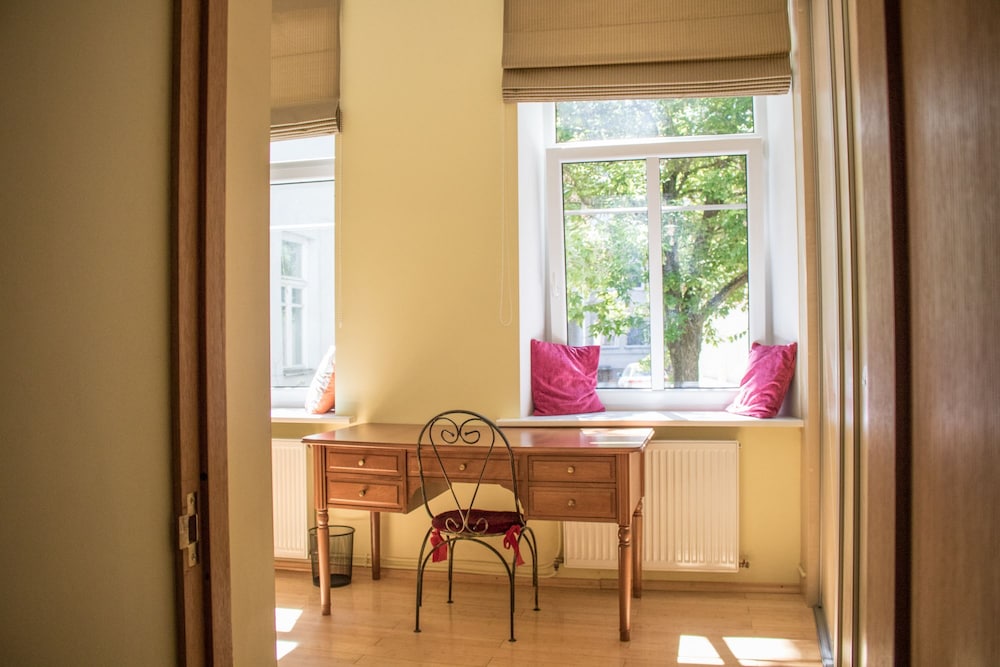Great Apartment near Town Hall
