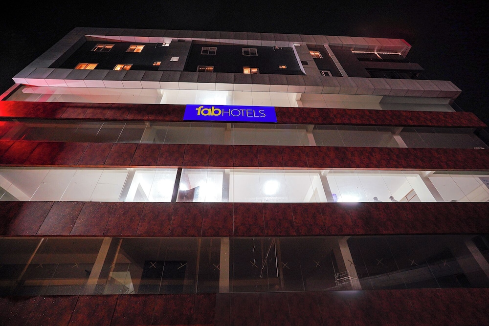FabHotel Airport Stay Inn - Near Kempegowda Airport