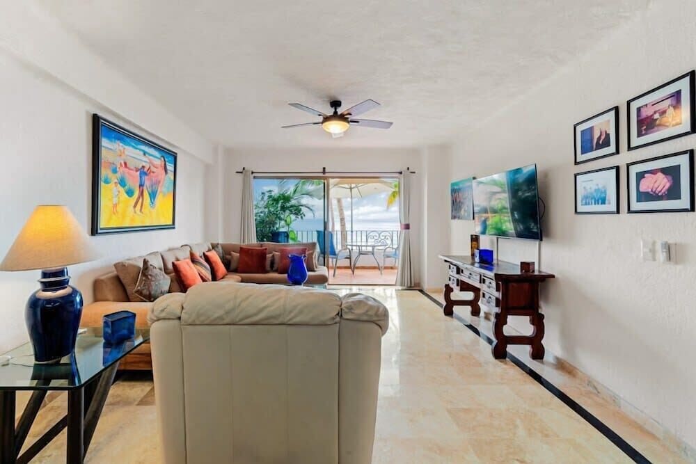 Ocean View 2Br Condo-balcony-beach-pool - 212