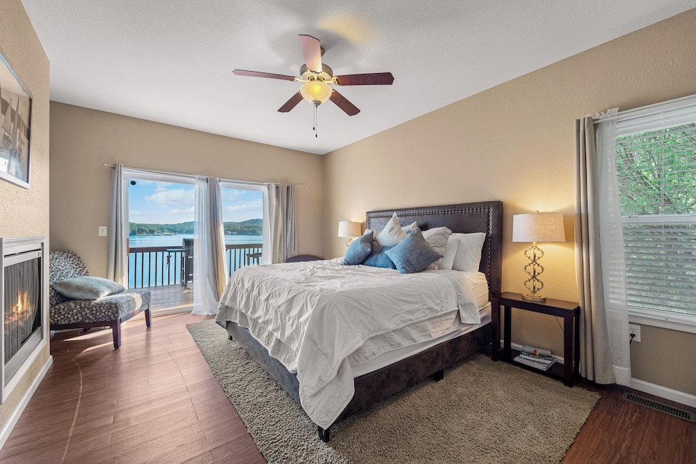 Lakefront Ozarks Home: Tiki Bar, Pool, Deck, Views
