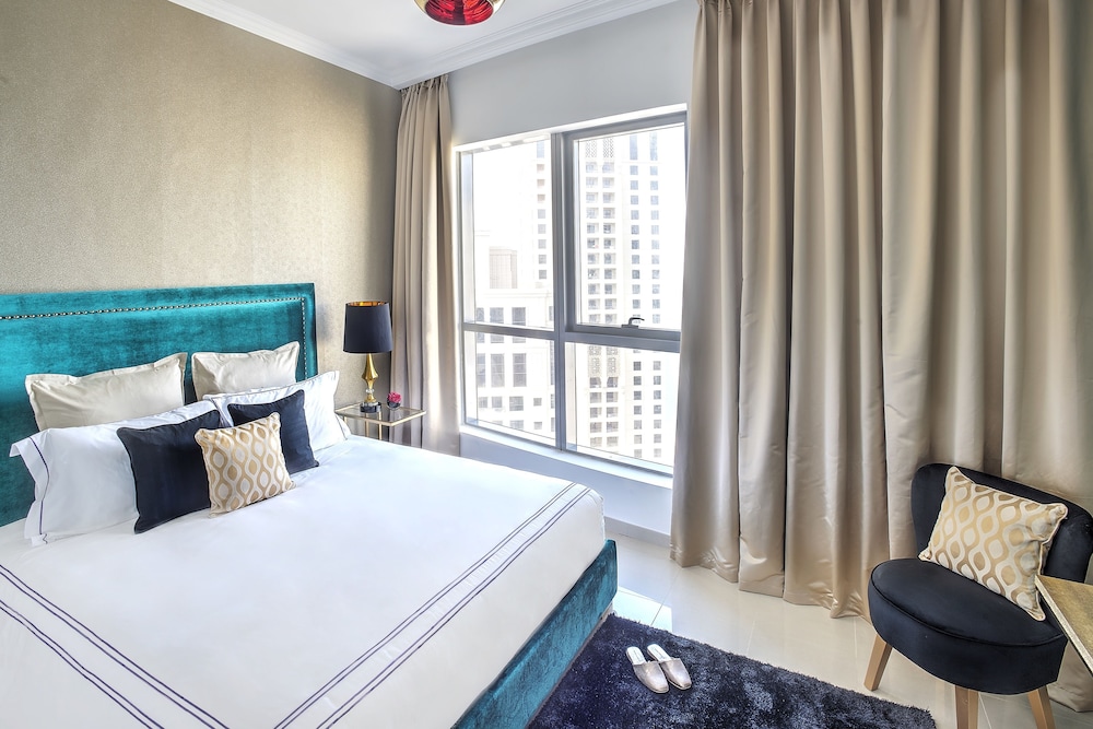 Dream Inn Dubai Bay Central