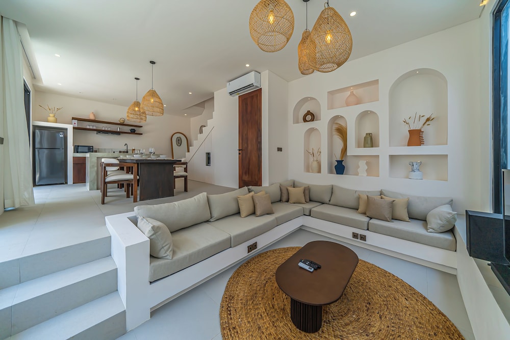 Nova Oasis 4