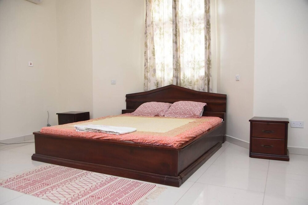 Luxuriously Finished 4-bed House in Tema Comm 25 view 2