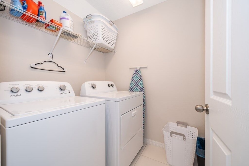 New! Modern Townhome Near Disney! Splash Pool, Resort W/waterpark-8206sa 3 Bedroom Townhouse