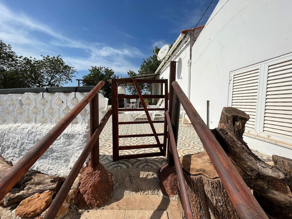 Arma o de Pera Nice Flat Terrace View