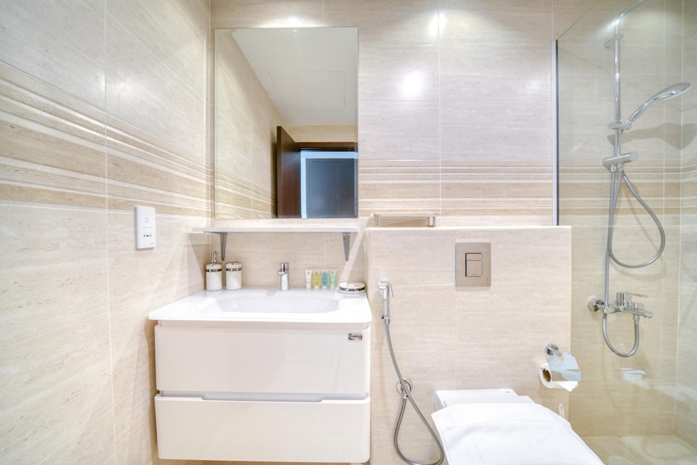 Upscale 2BR w Burj Khalifa Fountain Views