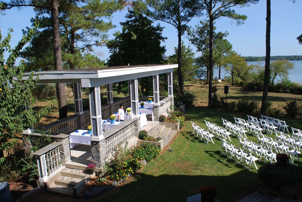 Swanendele Inn at St. Mary's Maryland view 4