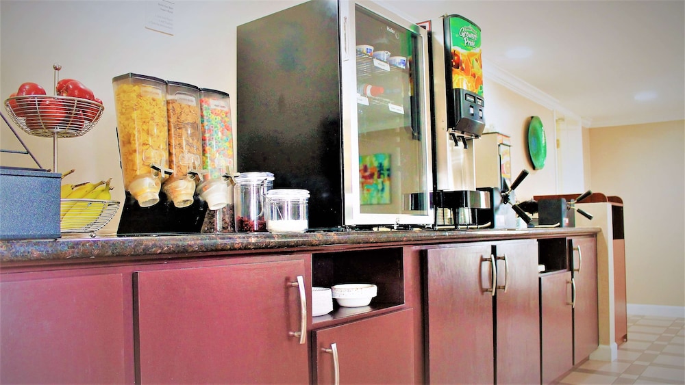 Nacogdoches Vacations - Best Western Inn Of Nacogdoches - Property Image 5