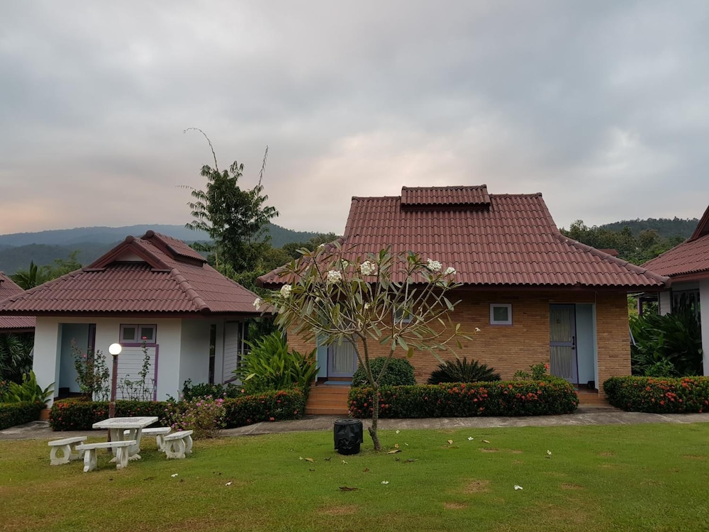 Mae Klang Banyen Hill