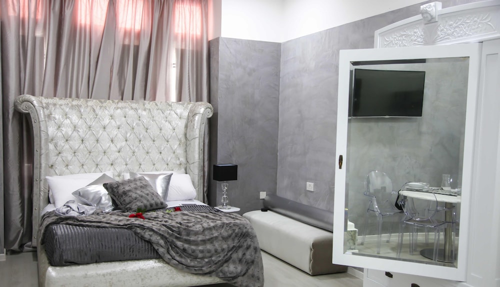 IPrime Suites