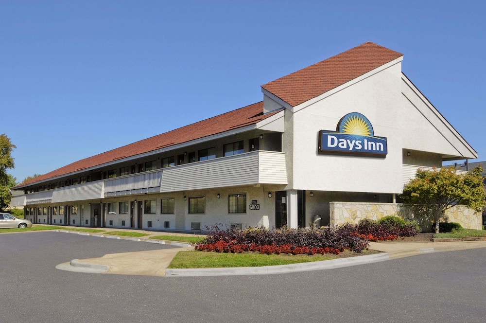 Days Inn by Wyndham Overland Park/Metcalf/Convention Center - Property Image 11