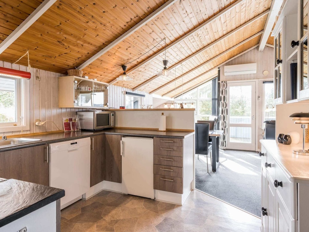 6 Person Holiday Home in Blavand view 5