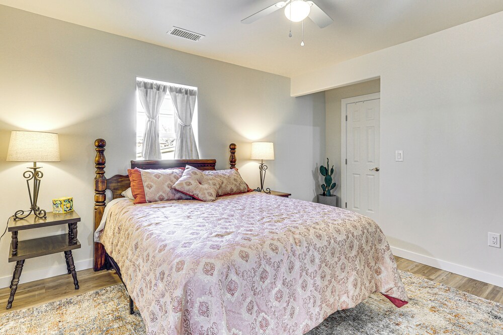 3 Mi to Elephant Butte Lake: Cozy Retreat!