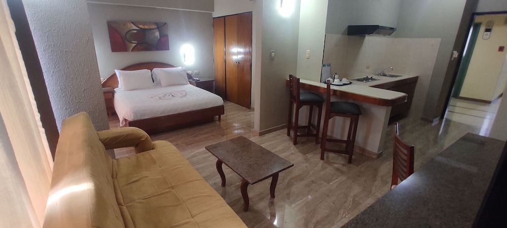 Hotel Emperador