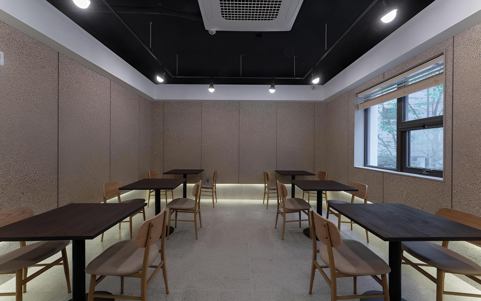 Gimhae Jangyu Vibe Hotel