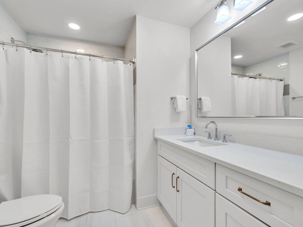 Blue Mountain Beach Villas 5A