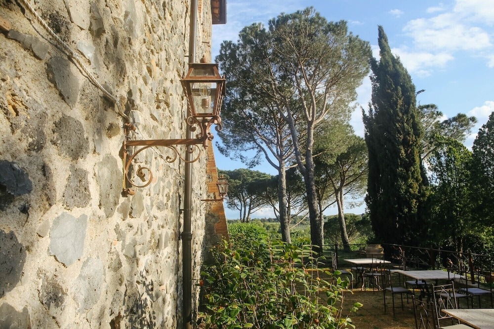 Photo 29