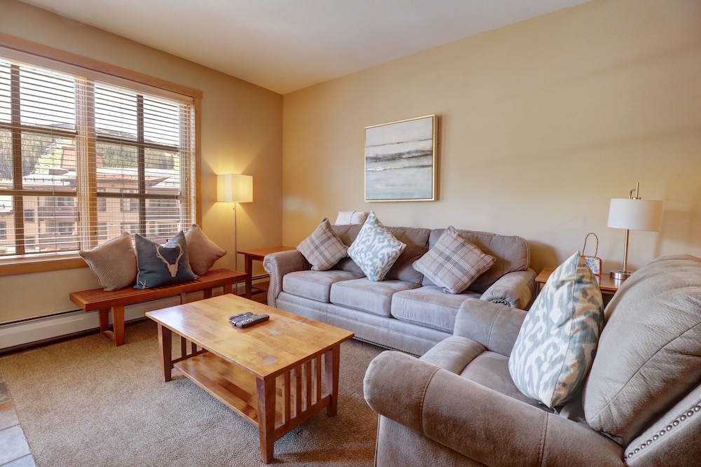 Pp606 Passage Point 1 Bedroom Condo