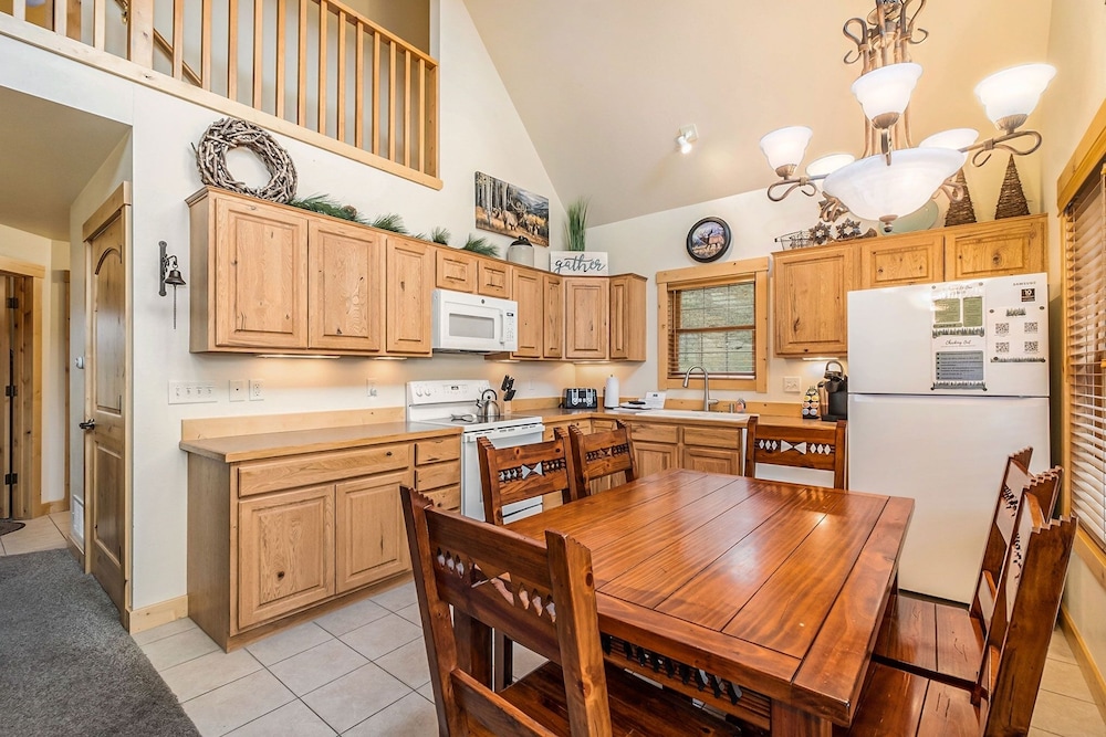 Solitude Condos - Estes Park CO