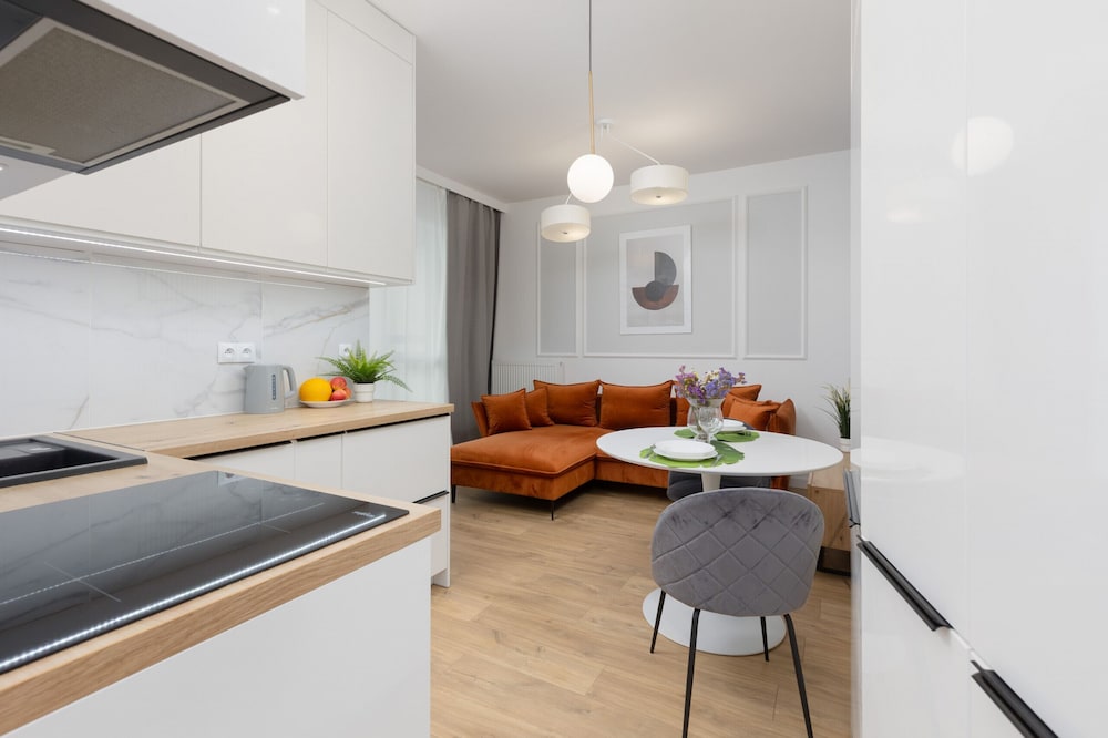 Apartment Warsaw Złoty Potok by Renters