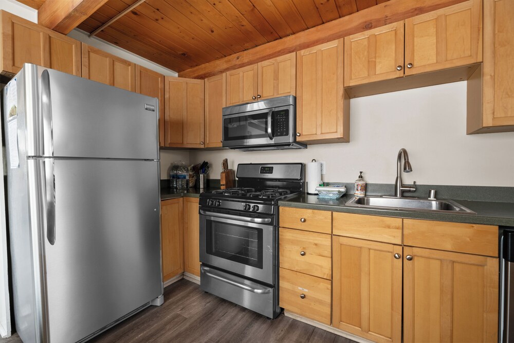 PureSky Cabin
