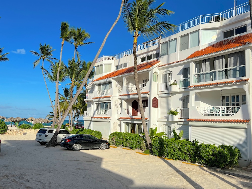 TROPICAL VILLAS playa LOS CORALES