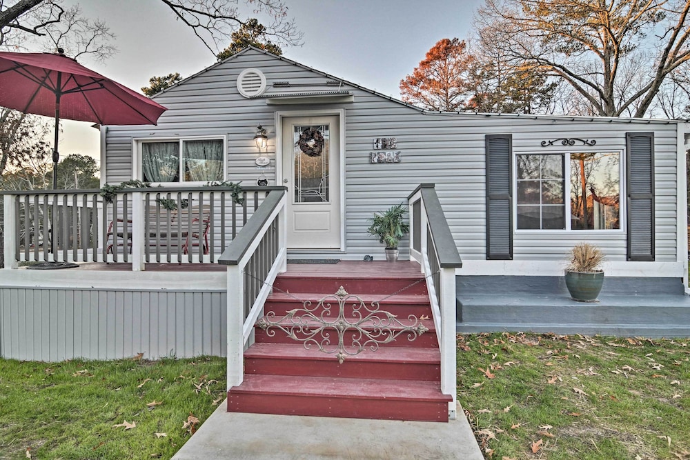 Cozy 'mona Lisa Villa - Near Downtown Hot Springs view 4