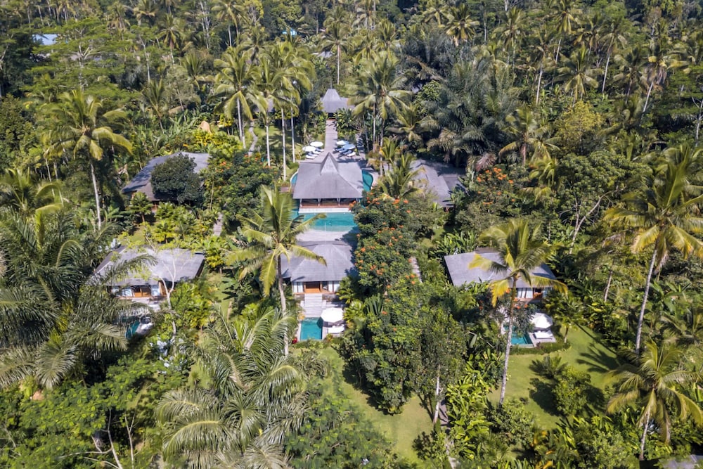 Nag Shampa Private Estate