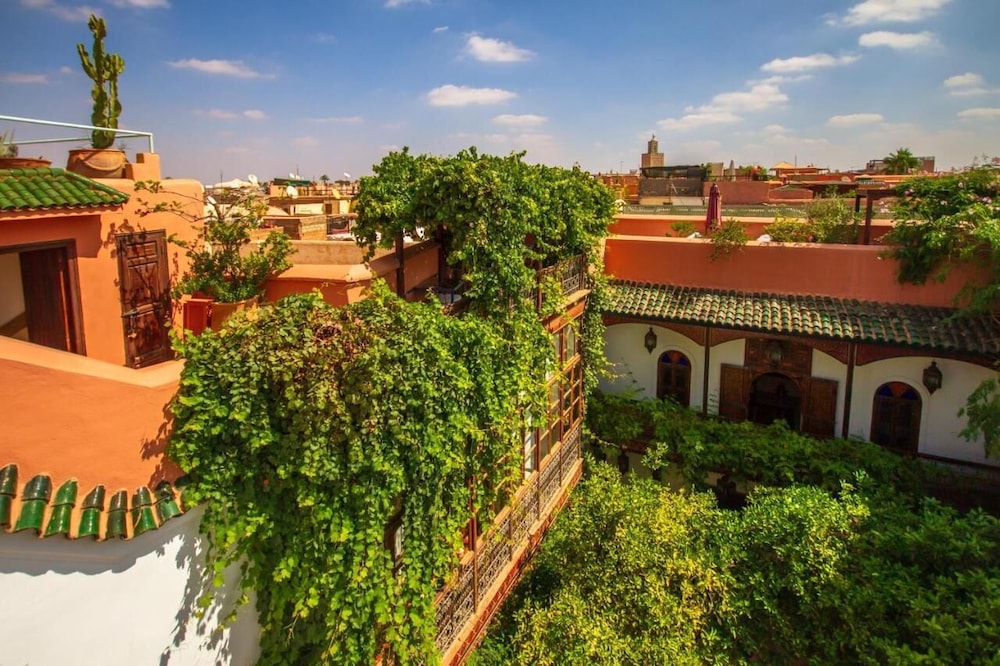 Riad Dombaraka