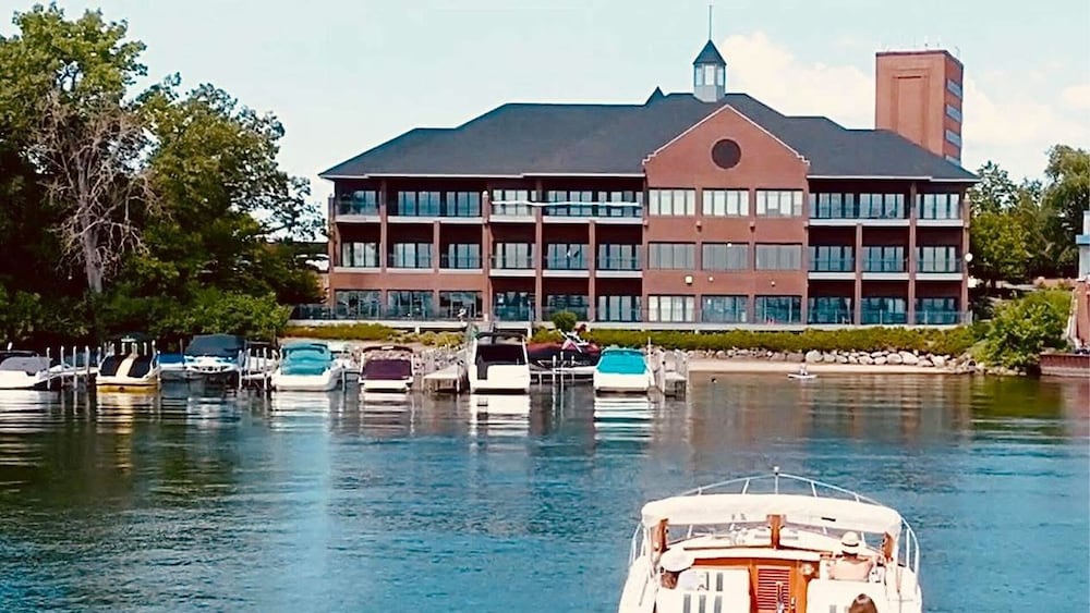 The Shoreline Hotel