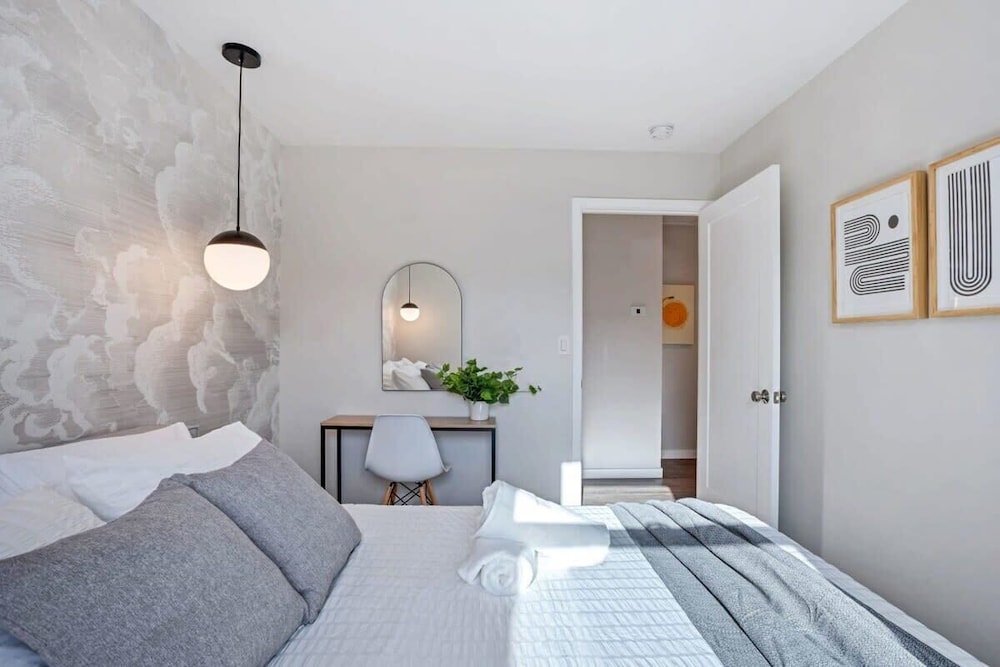 @ Marbella Lane - 3BR Designer Home in Pacifica