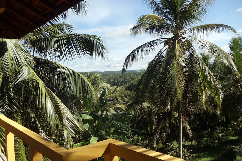 Peacock Point - Whole Villa 2 Bedroom (Sleeps 4) view 2