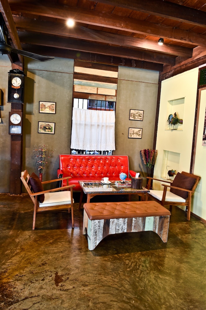 Poonsawasdi Hotel