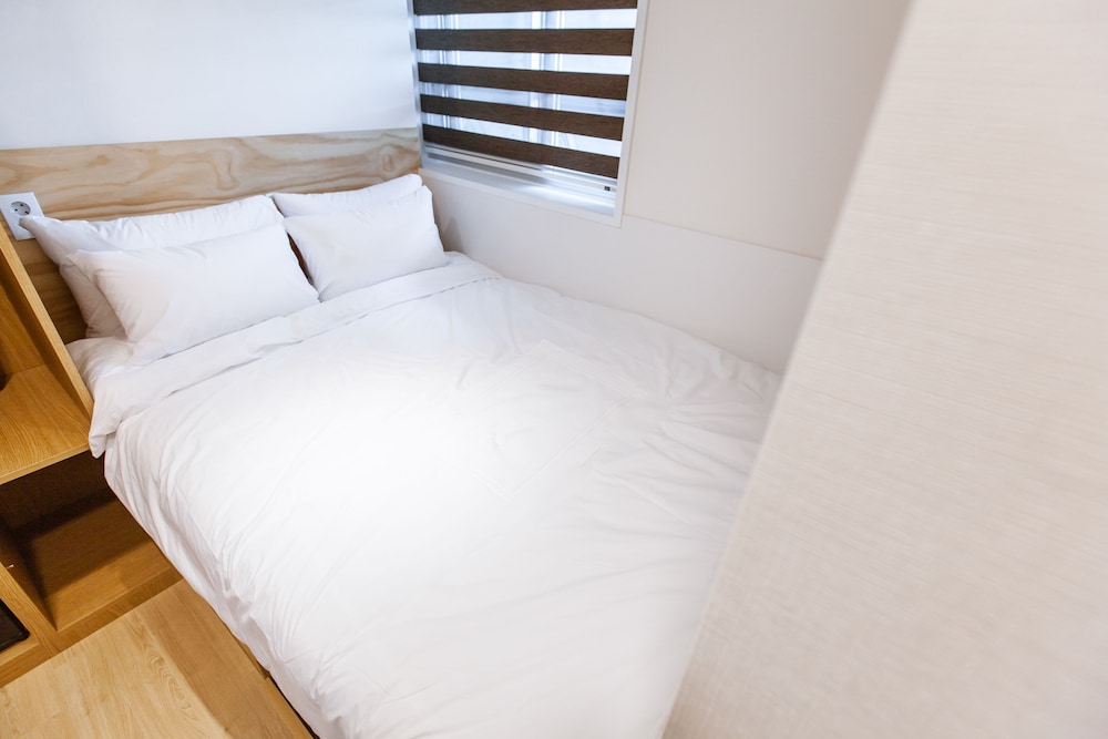 Step Inn Myeongdong 1 52