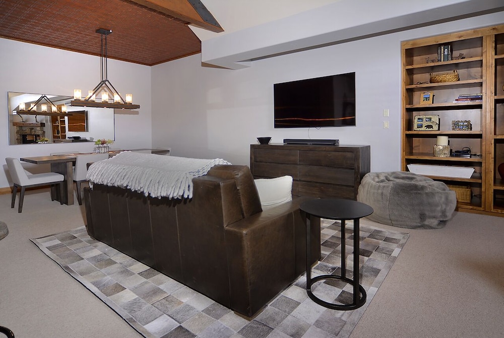 WestWall Lodge - Property Image 68