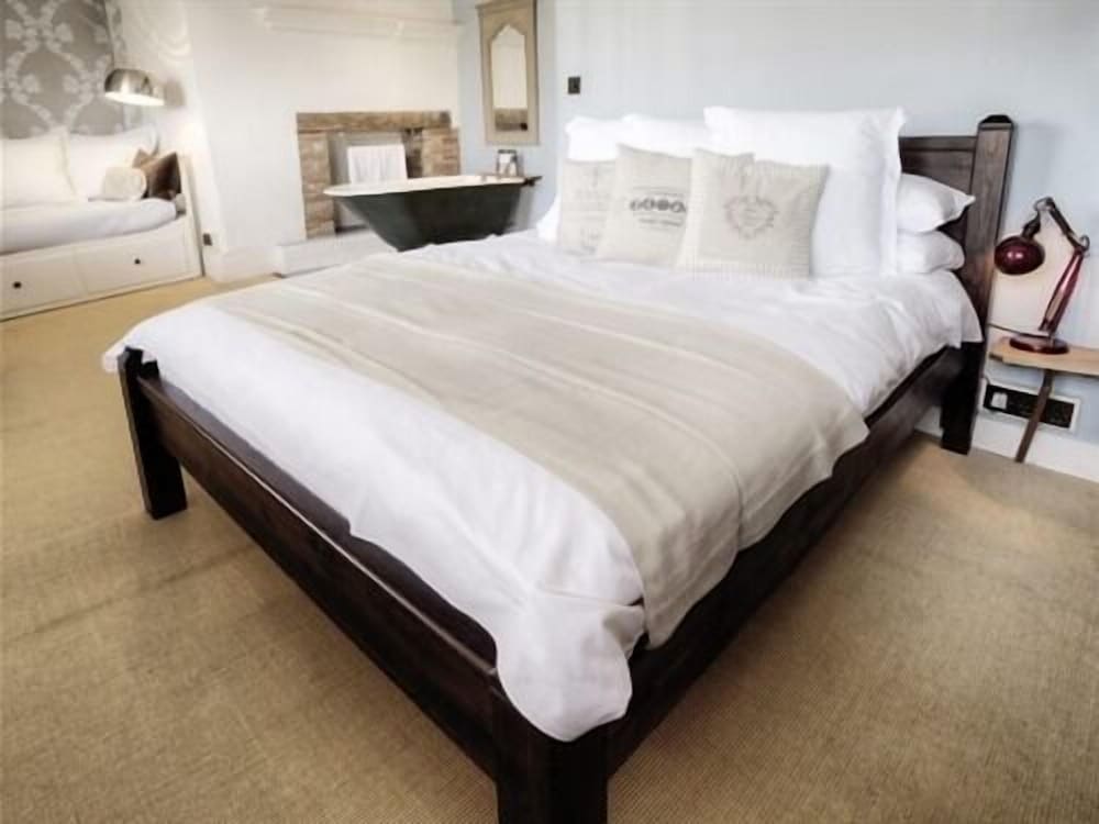 Devizes Vacations - The George  Dragon - Property Image 18