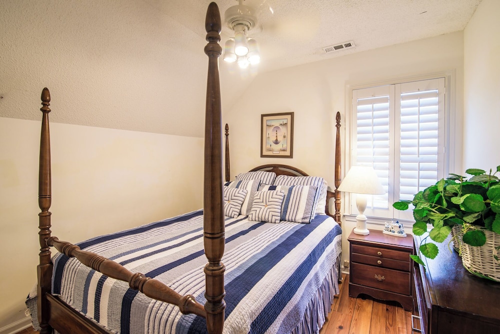 Lachicotte Vacation Rentals