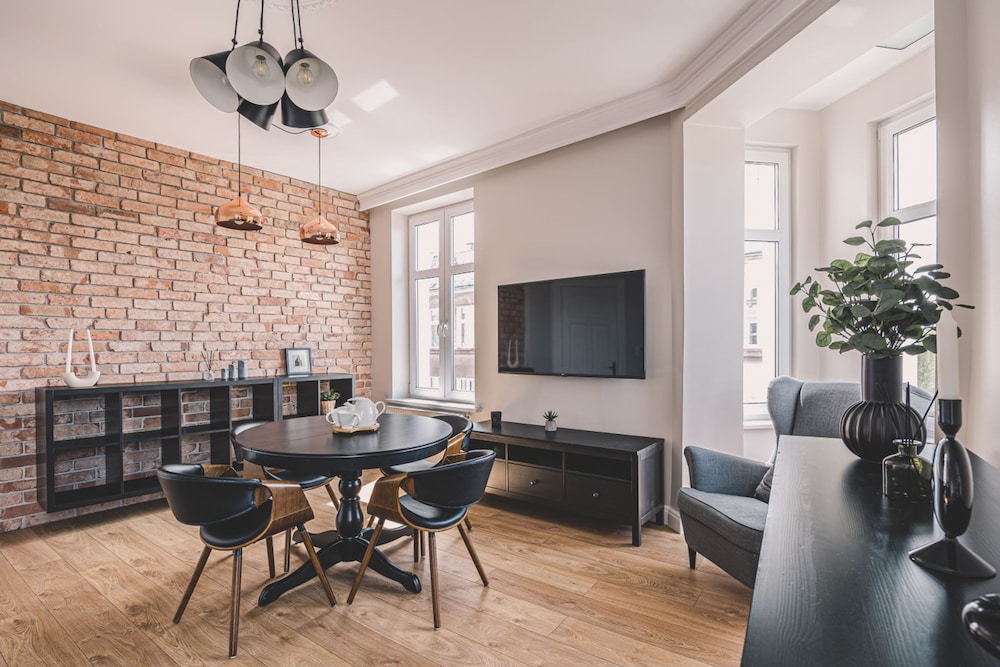 Terra - Pi kny Apartament z Widokiem na Rzek Mot aw