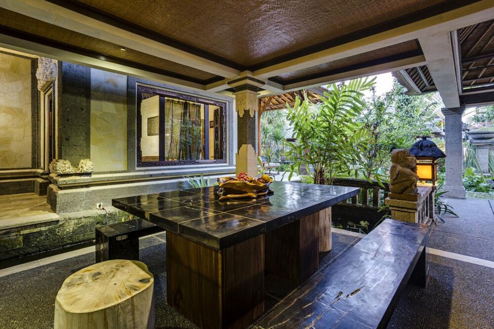 Villa Hibiscus