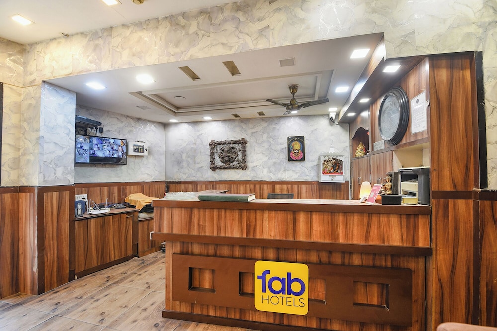 Fabhotel Shiv Palace
