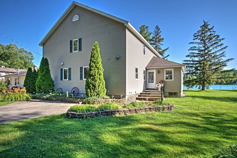 Waterfront Vandalia House w/ Dock on Donnell Lake! view 3